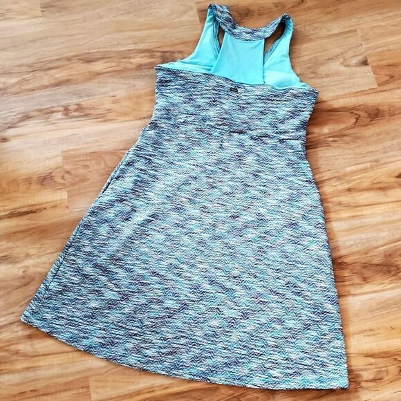 🔹️MPG Blue Variegated Racerback Travel Dress w/Pockets & Bra Insert Large - Picture 3 of 11